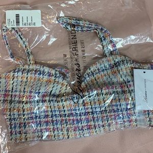 2/15 Lovers + friends multi color crop top